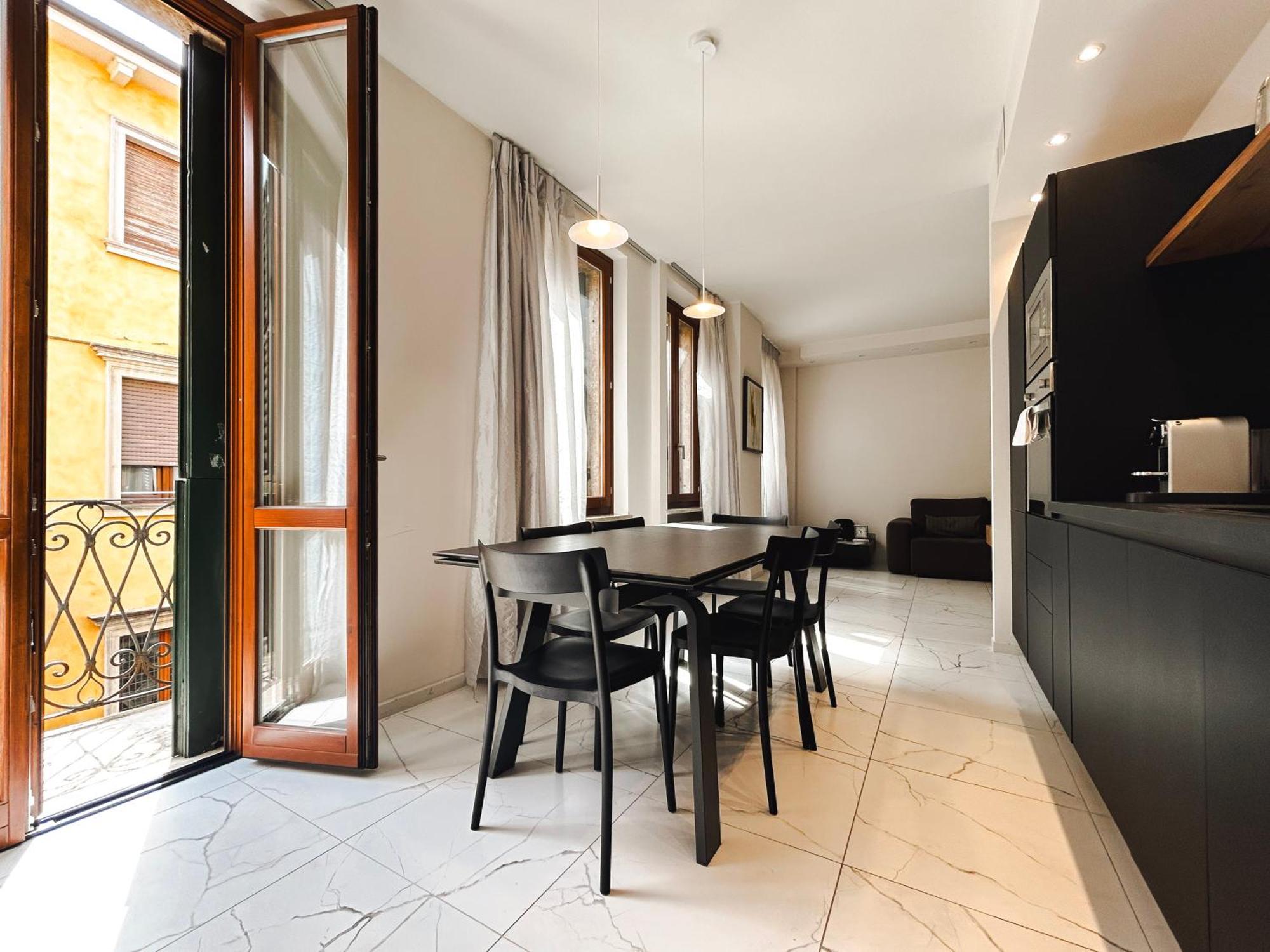 The Bright Nest Apartments Верона Екстериор снимка