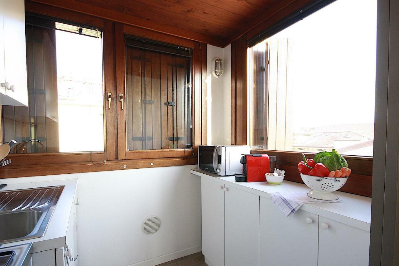 The Bright Nest Apartments Верона Екстериор снимка