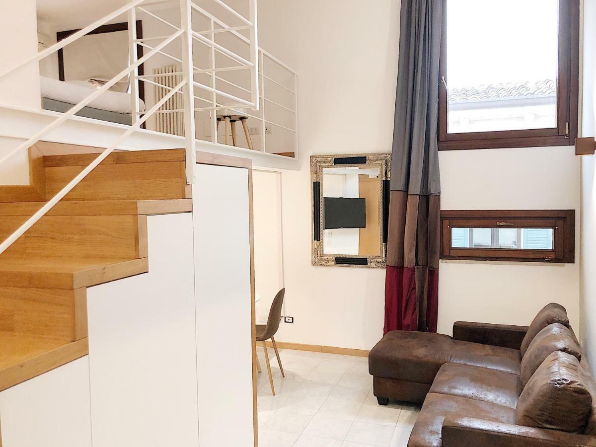 The Bright Nest Apartments Верона Екстериор снимка